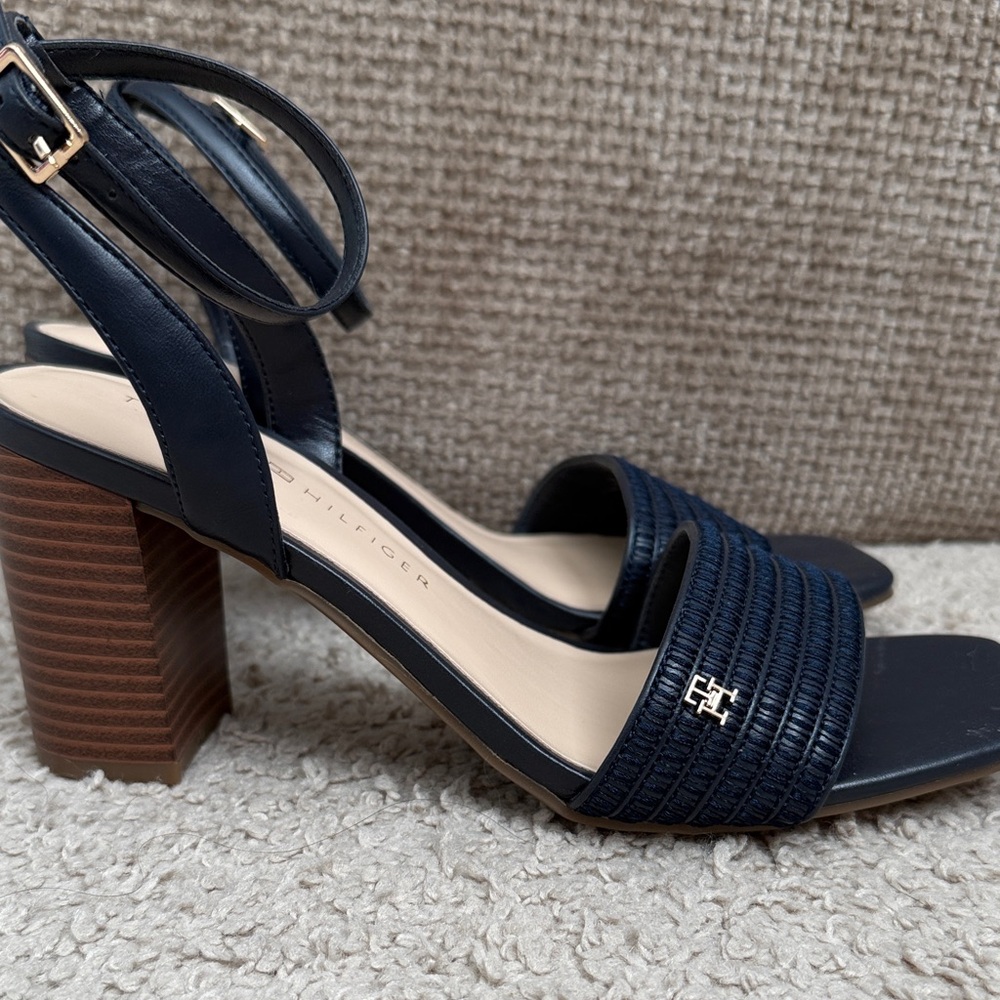 Tommy Hilfiger Navy Women's Heels - Picture 6 of 6